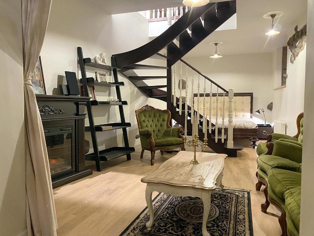 Exclusive Gaono Apartment In The Heart Of Old Town 빌뉴스 외부 사진