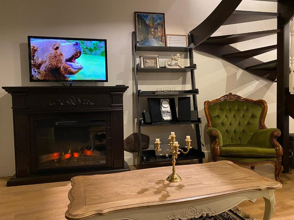 Exclusive Gaono Apartment In The Heart Of Old Town 빌뉴스 외부 사진